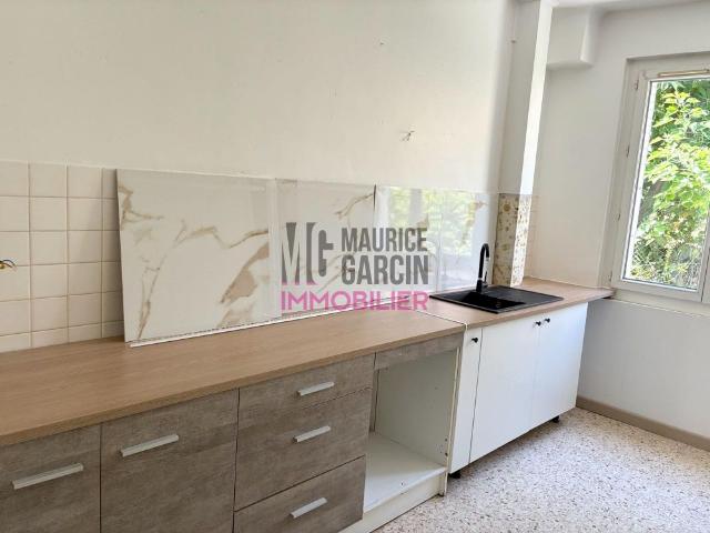 A LOUER APPARTEMENT CARPENTRAS 3 pièces 71.39m²