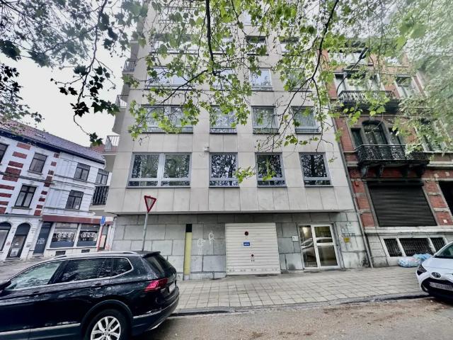 à louer Appartement Charleroi Boulevard Alfred de Fontaine