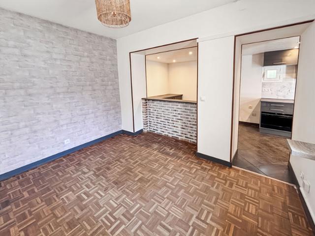 À LOUER APPARTEMENT CORBEIL ESSONNES