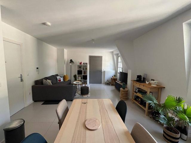 A louer Appartement Coye La Foret 2 pièce s 048.78 m2