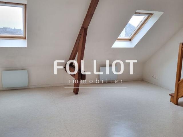A LOUER Appartement duplex 50000 Saint L� CENTRE VILLE 1 chambre 30 m�