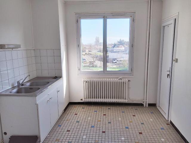 A louer appartement de T3 Avenue de la paix à Cosne sur Loire