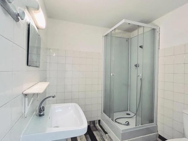 A LOUER APPARTEMENT DE TYPE 1 BLAYE CENTRE