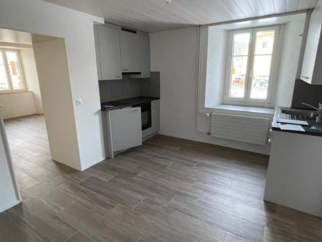 A louer appartement de 2.5 pièces avec cuisine agencée Grand Rue 42, Courtelary
