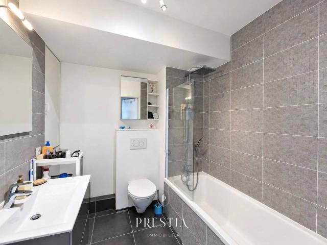 À LOUER – APPARTEMENT DE 37 M² AVEC TERRASSE ET GARAGE À CHEVRY