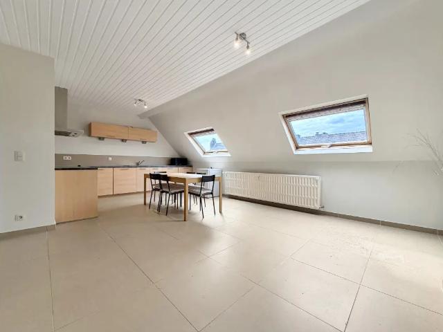 à louer Appartement Drogenbos Rue du Castel