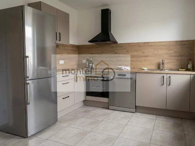 À LOUER – Appartement entièrement rénové de 45 m² avec terrasse