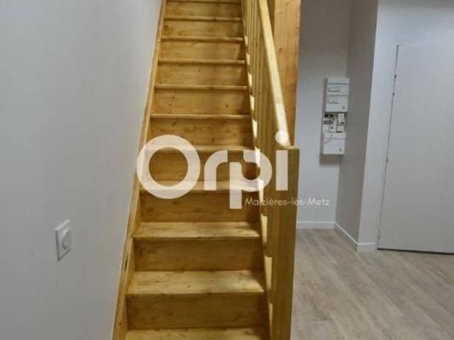 A LOUER Appartement F2 en Duplex Montois La Montagne