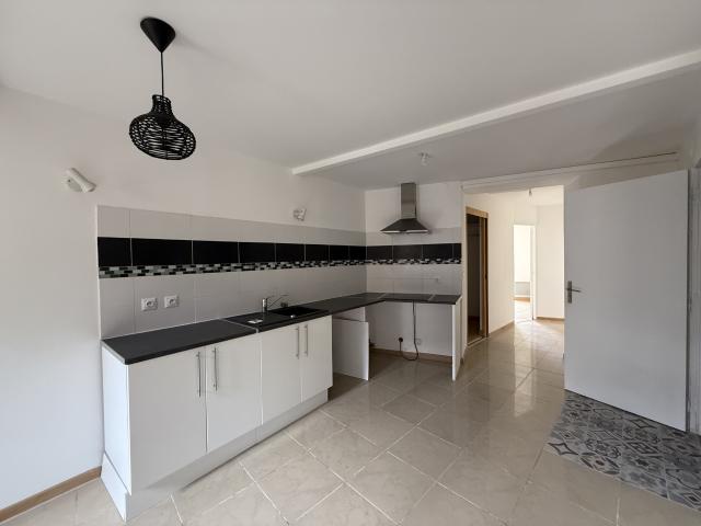 À louer Appartement F3 au cœur d’Arles sur Tech 2ème étage Groupement Immobilier 66