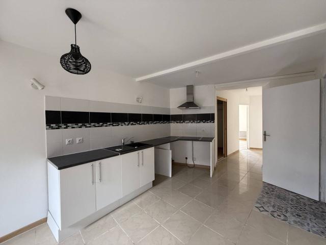 À louer Appartement F3 au cœur d’Arles sur Tech 2ème étage