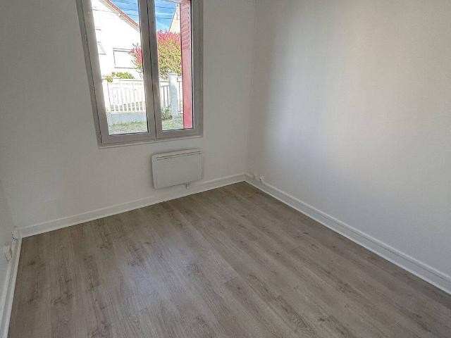 À LOUER APPARTEMENT F3 EN REZ DE CHAUSSÉE