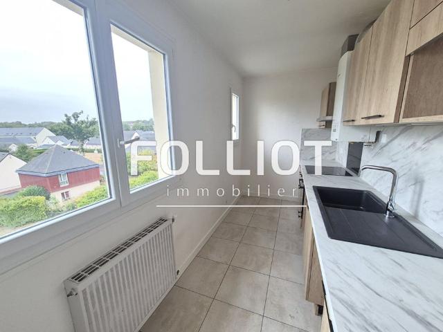 A LOUER Appartement F3 50000 Saint L� 2 chambres 69 m�