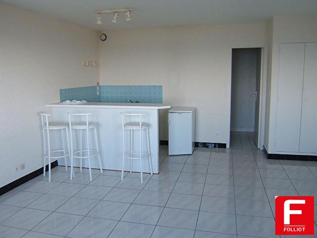 A LOUER Appartement Granville 1 pièce s 32.80 m2