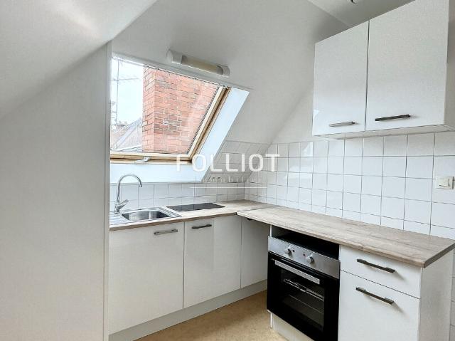 A LOUER Appartement lumineux en centre ville de Périers