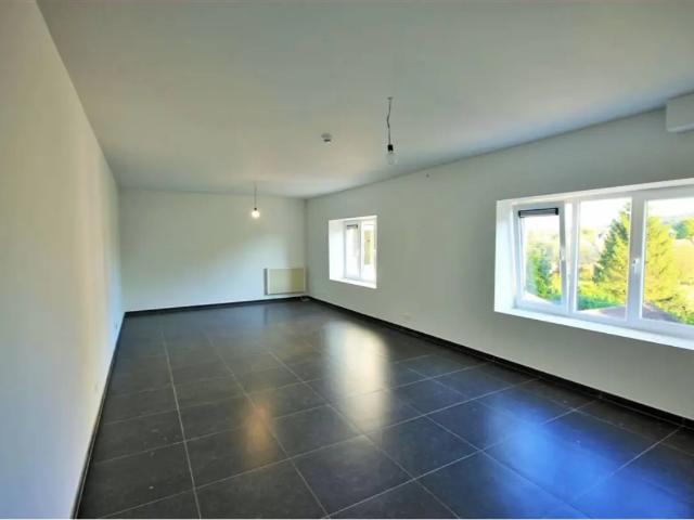 à louer Appartement Pry