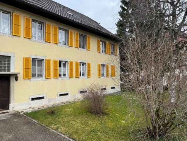 À louer Appartement rénové de 3.5 pièces de 60m2