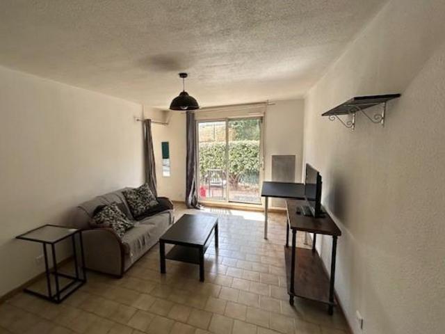 À louer appartement studio meublé