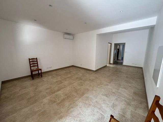 À louer: Appartement spacieux de 3 pièces à Lucciana !