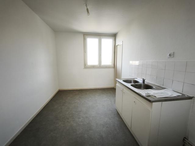 À louer Appartement T4 à GENLIS