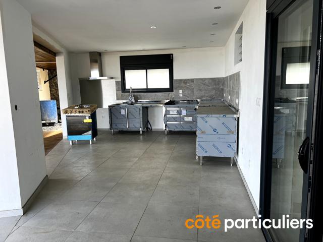 A LOUER APPARTEMENT T4 RECENT DE 133 m2 PICHETTE LA POSSESSION