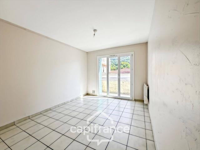 À LOUER – APPARTEMENT T4 – SAINT VALLIER SUD