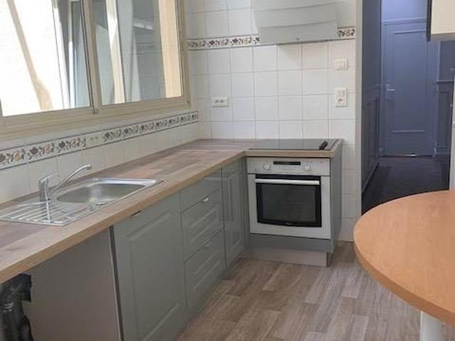 A louer: Appartement T4 135m² Saint Quentin 02100