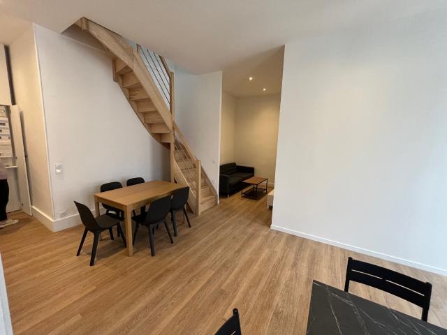 A LOUER APPARTEMENT T4 69006 LYON MASSENA