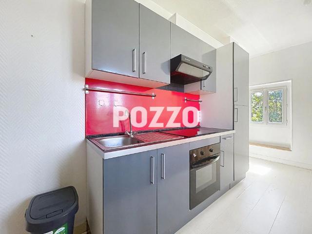 A LOUER: APPARTEMENT T4 98 M² TOUTES CHARGES COMPRISES