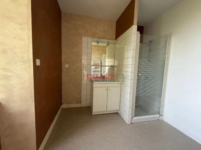 A louer appartement t5 avec jardin