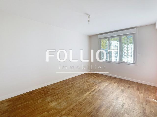 A louer: Appartement T1 Bis à Fougères Réf.2535CV
