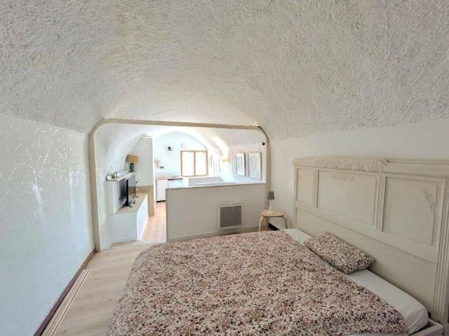 À louer Appartement T1 bis meublé 37 m² La Verdière 83 proche