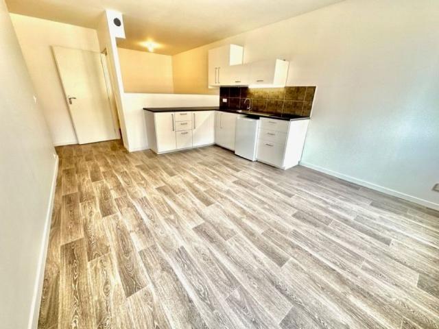 A LOUER APPARTEMENT T1 DE 34.80 M² RUE LEON BLUM 69100 VILLEURBANNE