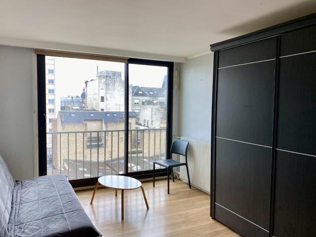 A LOUER APPARTEMENT T1 PLACE DROUET D'ERLON