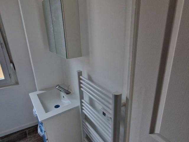 A louer: Appartement T1 17m² Saint Quentin 02100