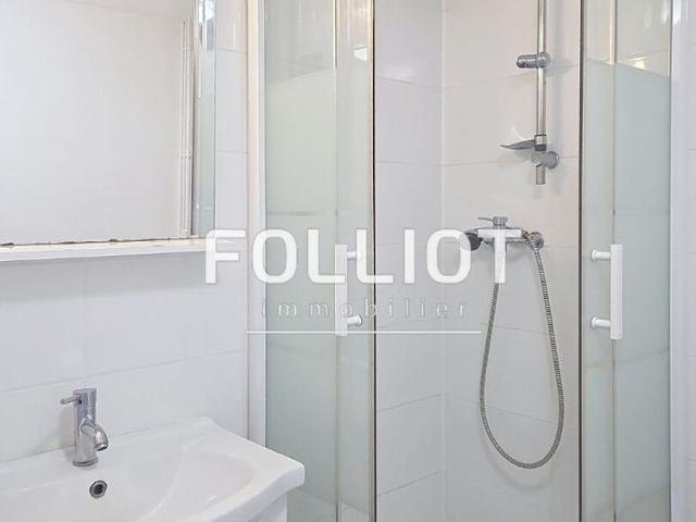 A LOUER: Appartement T1Bis Fougeres