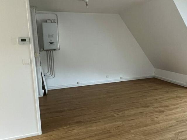 A LOUER – APPARTEMENT / T2 LA BOUILLE