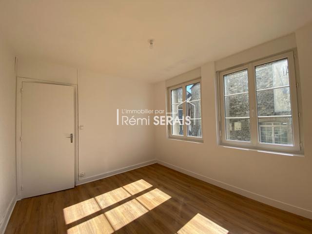 A LOUER APPARTEMENT T2 REF 14173