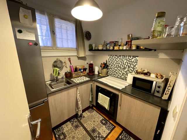 A LOUER Appartement T2 Sausset les pins, résidence sécurisée, sur la corniche  un jardinet, une terrasse et une place privative
