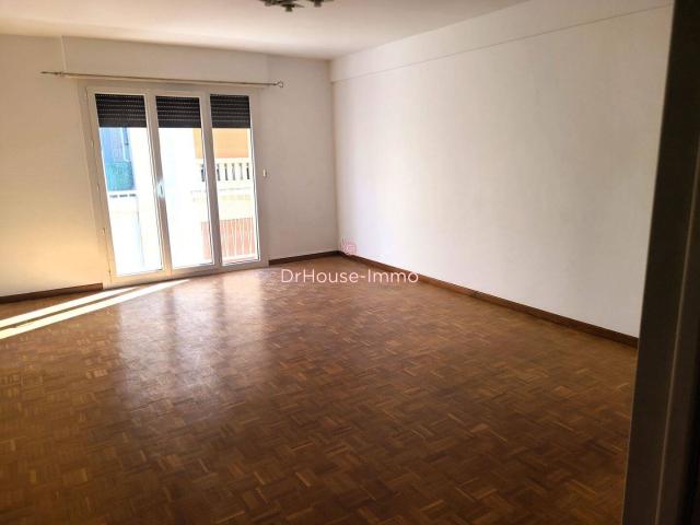 A louer appartement T2 13008