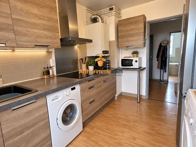 À LOUER – Appartement T3 avec balcon, cave et garage – Lourdes