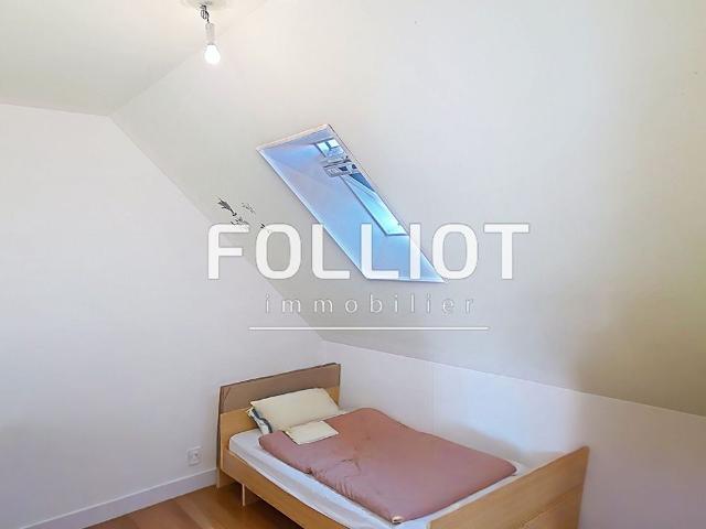 A LOUER: Appartement T3 avec garage et cave