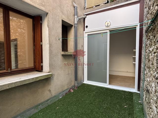 A louer appartement T3 avec terrasse et cave à GIGNAC