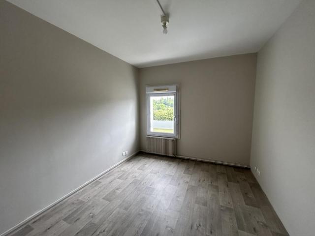 A LOUER APPARTEMENT T3 CHARNY