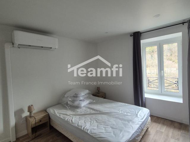 #À louer – Appartement T3 de 43 m² à La Monnerie le Montel#