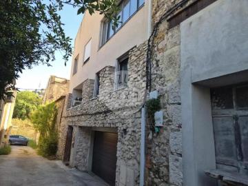 À louer Appartement T3 de 69,07 m² avec stationnement privatif et terrasse à Roquevaire