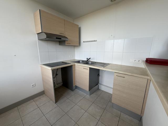 À louer: Appartement T3 en duplex, au loyer de 790 € charges comprises par mois