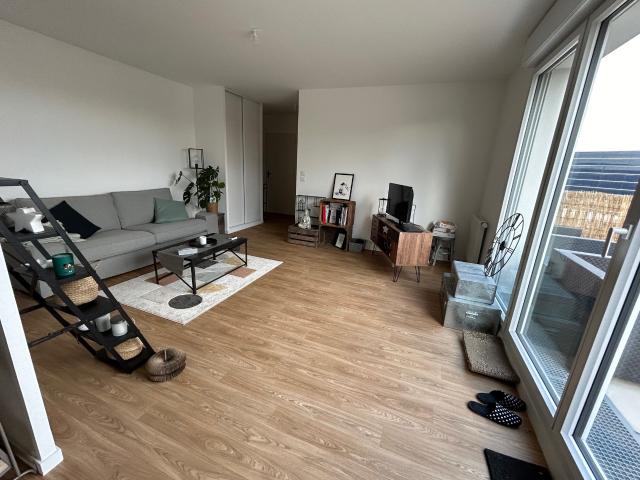 A LOUER APPARTEMENT T3 QUARTIER JULES VERNES