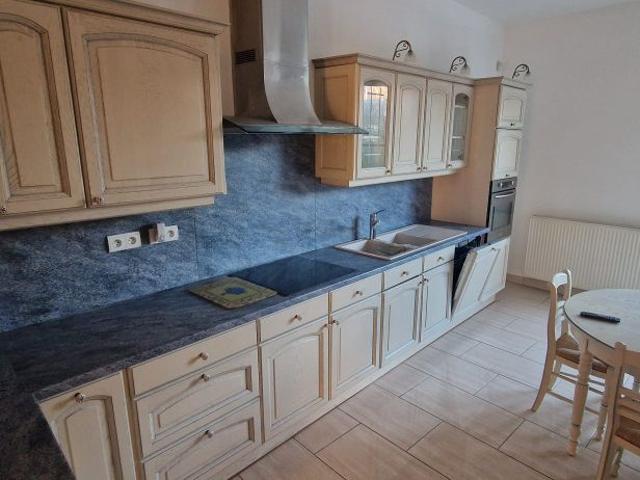 A louer: Appartement T3 110m² Saint Quentin 02100