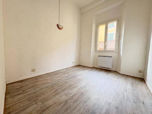 A LOUER APPARTEMENT TYPE 2 SAINT LAURENT