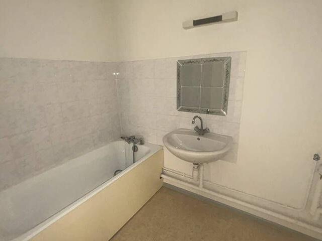A louer Appartement type F2 avec Ascenseur